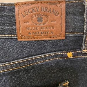 ☘️Lucky Brand Jeans